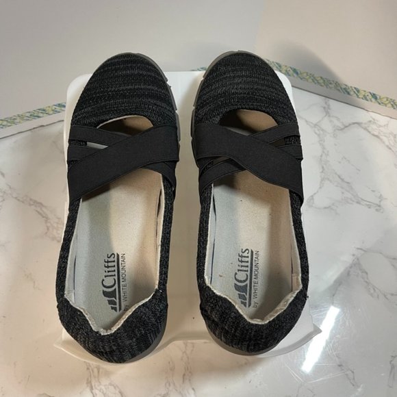 Cliffs by White Mountain, Felice - Black/Gray Slip-ons Flats, size 6M - Picture 2 of 7